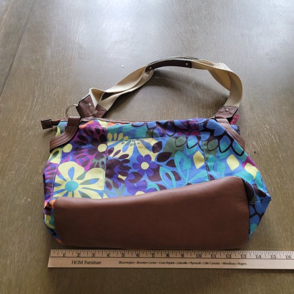 🎉🌟 HOST PICK 🎉🌟Spring Is Blooming EUC Lily Bloom Floral Shoulder Bag Handbag - Picture 4 of 10